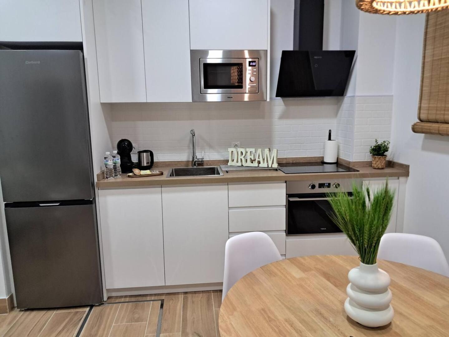 Coffee & Calm Triana Apartment セビリア エクステリア 写真