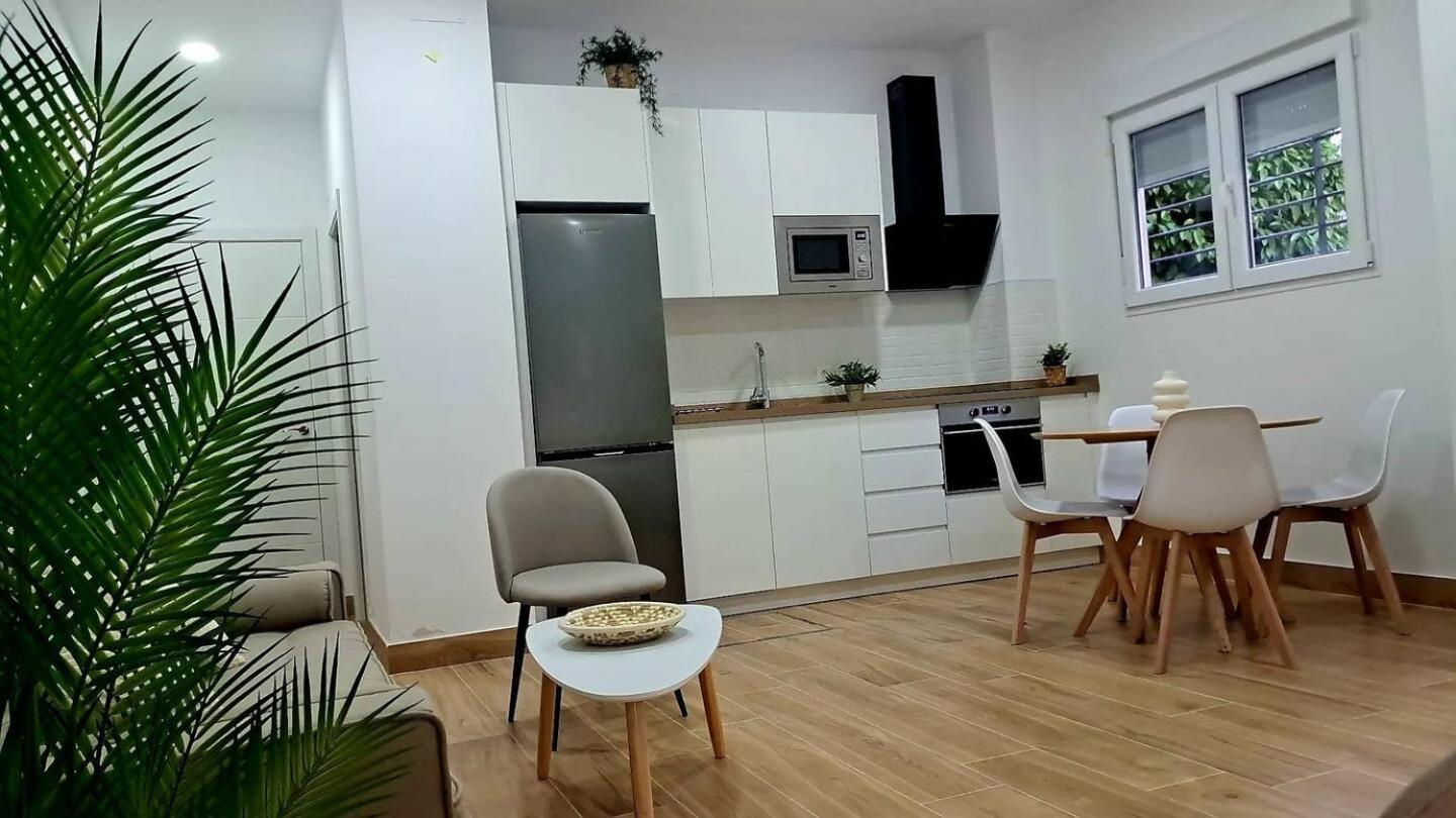 Coffee & Calm Triana Apartment セビリア エクステリア 写真