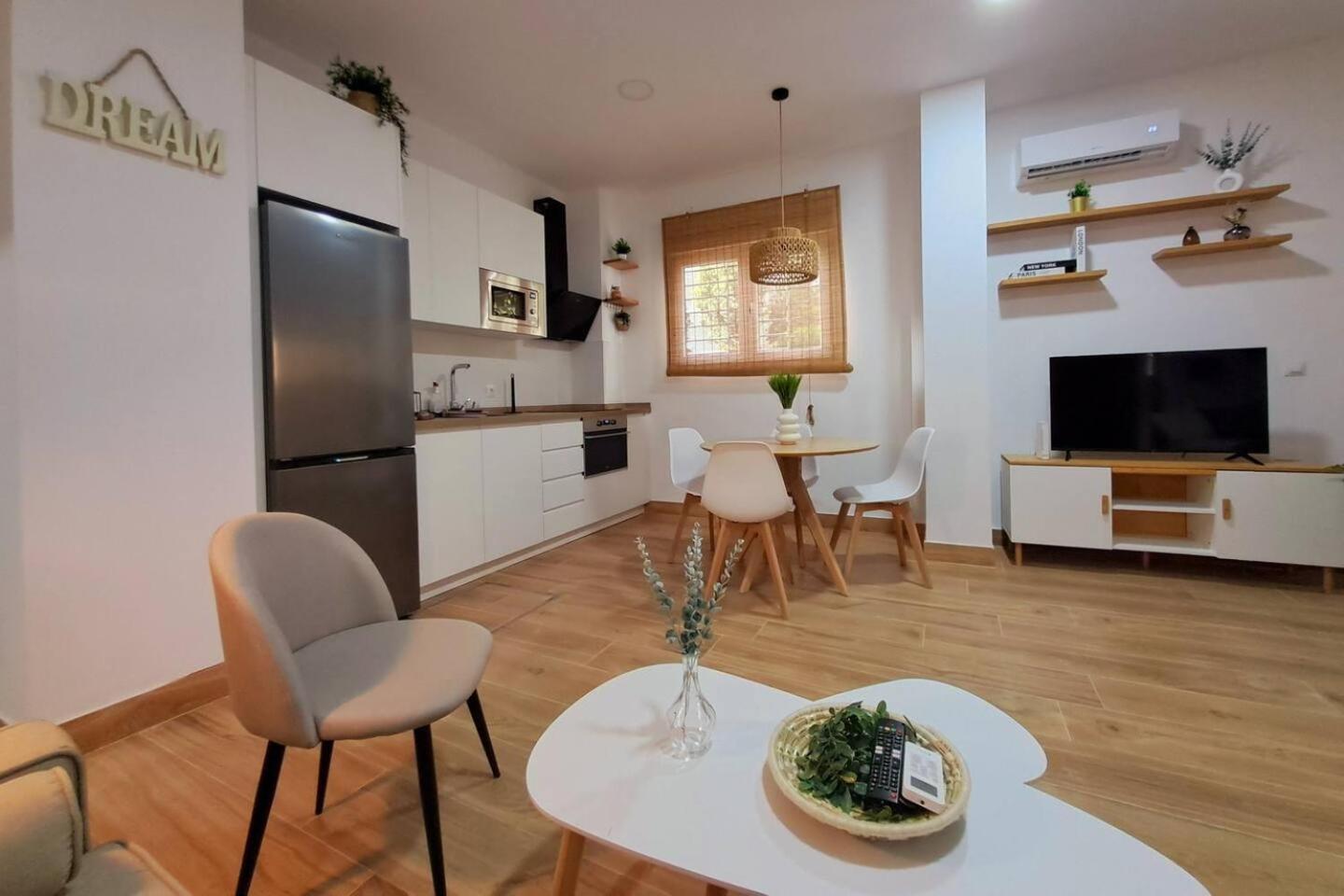 Coffee & Calm Triana Apartment セビリア エクステリア 写真